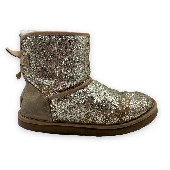 UGG AUSTRALIA women's gold sparkle Classic Mini Bow Cosmos sheepskin boot SZ 9 - Picture 2 of 15